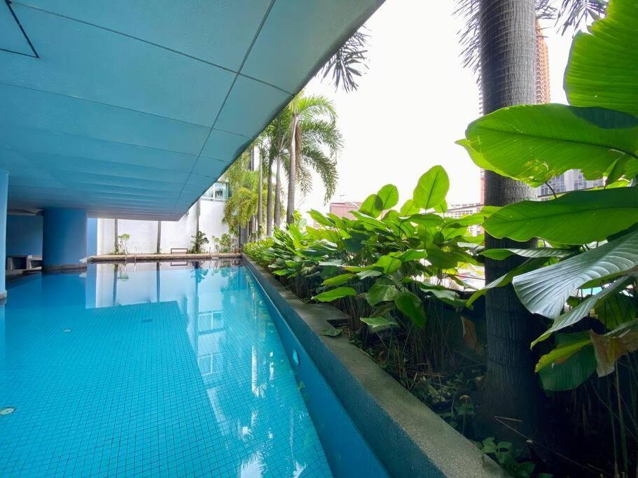 Spacious 3R,2R,Studio 5Min Walk To Time Square,Lalaport, Pool,Gym,Wifi Apartment Куала Лумпур Екстериор снимка