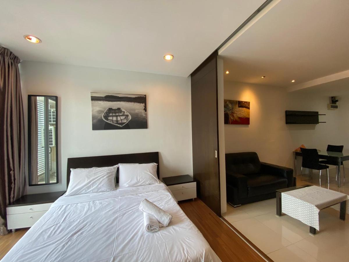 Spacious 3R,2R,Studio 5Min Walk To Time Square,Lalaport, Pool,Gym,Wifi Apartment Куала Лумпур Екстериор снимка