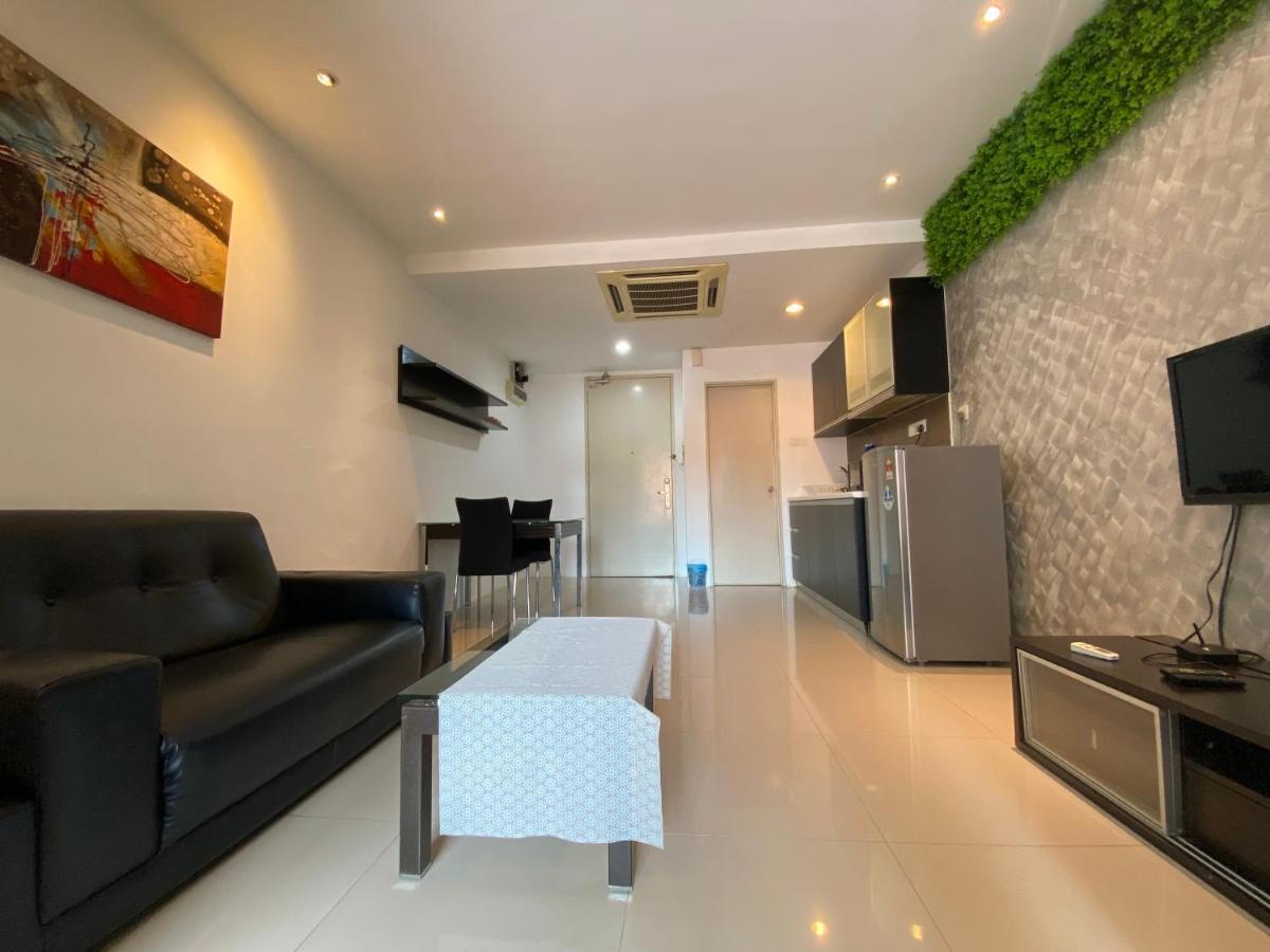 Spacious 3R,2R,Studio 5Min Walk To Time Square,Lalaport, Pool,Gym,Wifi Apartment Куала Лумпур Екстериор снимка