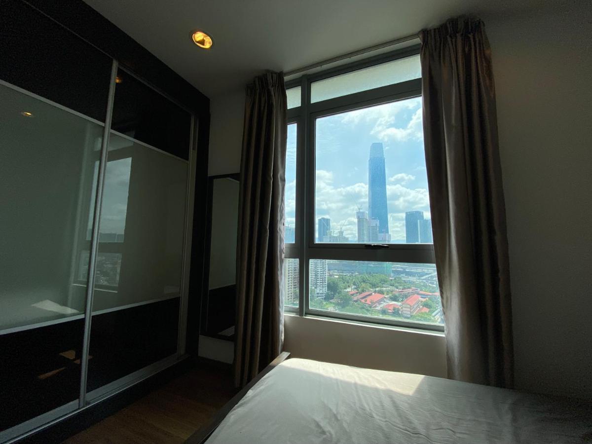Spacious 3R,2R,Studio 5Min Walk To Time Square,Lalaport, Pool,Gym,Wifi Apartment Куала Лумпур Екстериор снимка