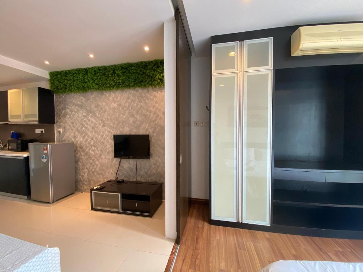 Spacious 3R,2R,Studio 5Min Walk To Time Square,Lalaport, Pool,Gym,Wifi Apartment Куала Лумпур Екстериор снимка