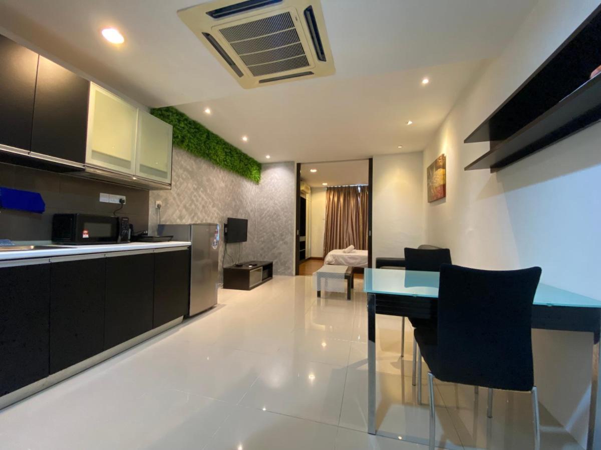 Spacious 3R,2R,Studio 5Min Walk To Time Square,Lalaport, Pool,Gym,Wifi Apartment Куала Лумпур Екстериор снимка